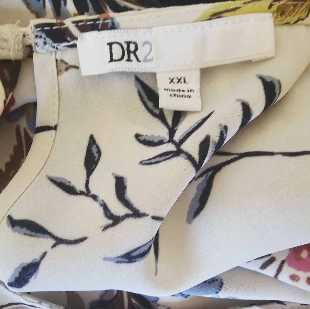 DR2 White Cream Ruffled Short Sleeve Blouse - Picture 5 of 5